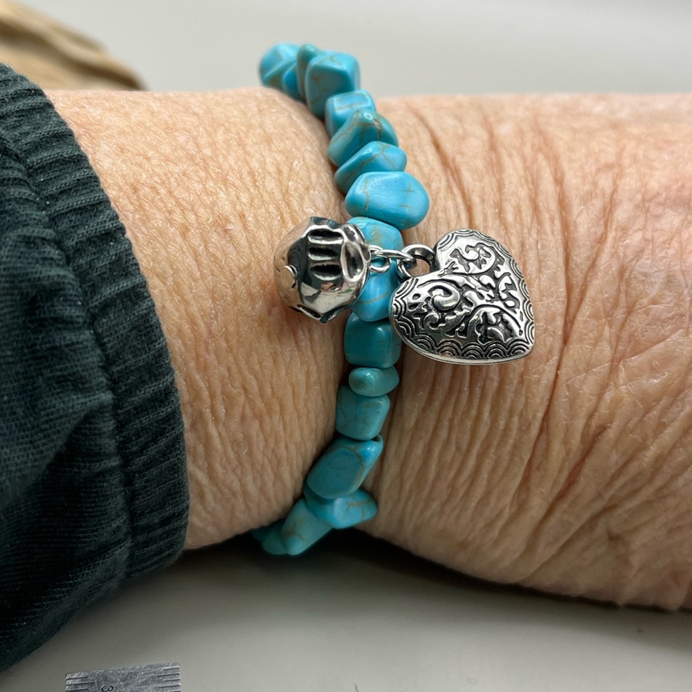 Turquoise Magnasite Beaded Bracelet with Silver Charm - Picture 2 of 2